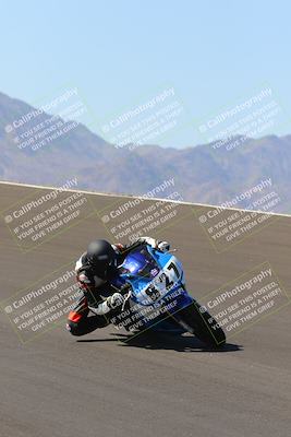 media/Oct-03-2022-Moto Forza (Mon) [[5f077a3730]]/Beginner Group/Session 2 (Turn 10)/